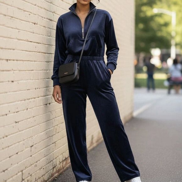 Fabletics Sz M Velour Wide-leg Jumpsuit Womens Navy Blue Zip Front Cozy NWT - Picture 2 of 12